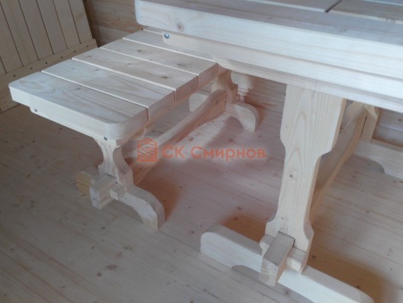 Стол и две скамейки